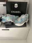 Chanel cc runner