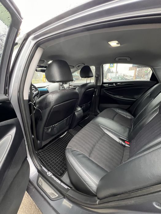 hyundai  sonata 2010 2.4 газ/бенз