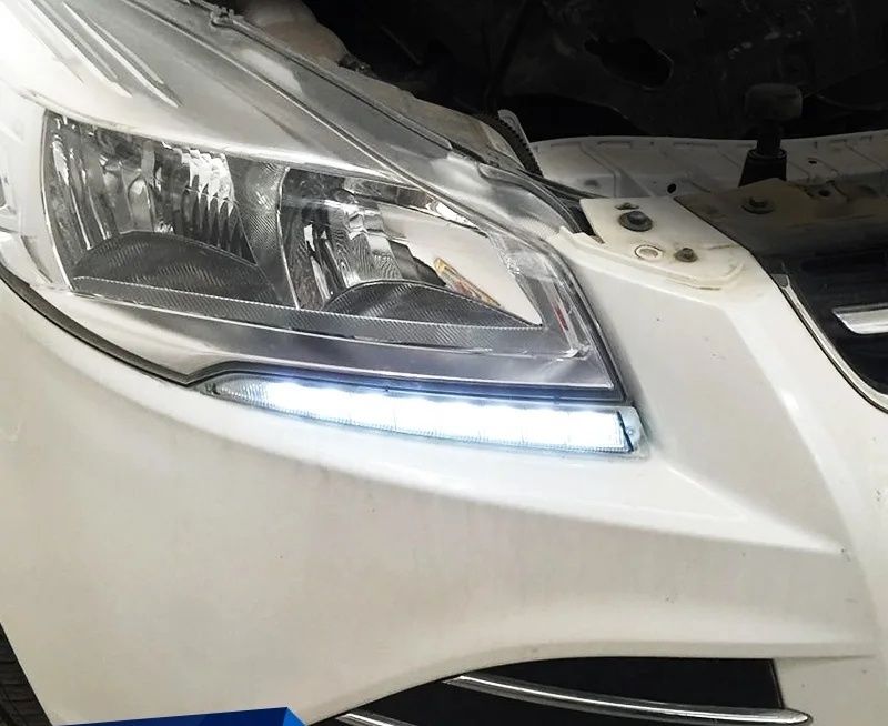 Światła lampy do jazdy dziennej LED DRL Ford Kuga II Escape kier dynam