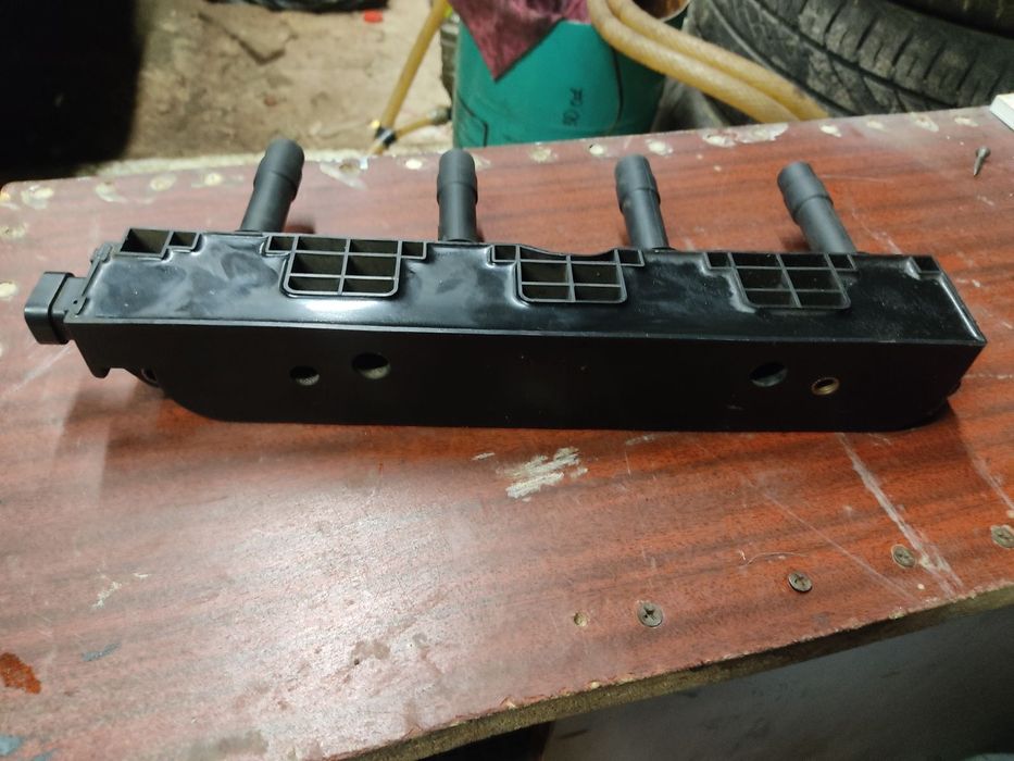 Продам катушку зажигания на Опель Астра 1.6 Hell