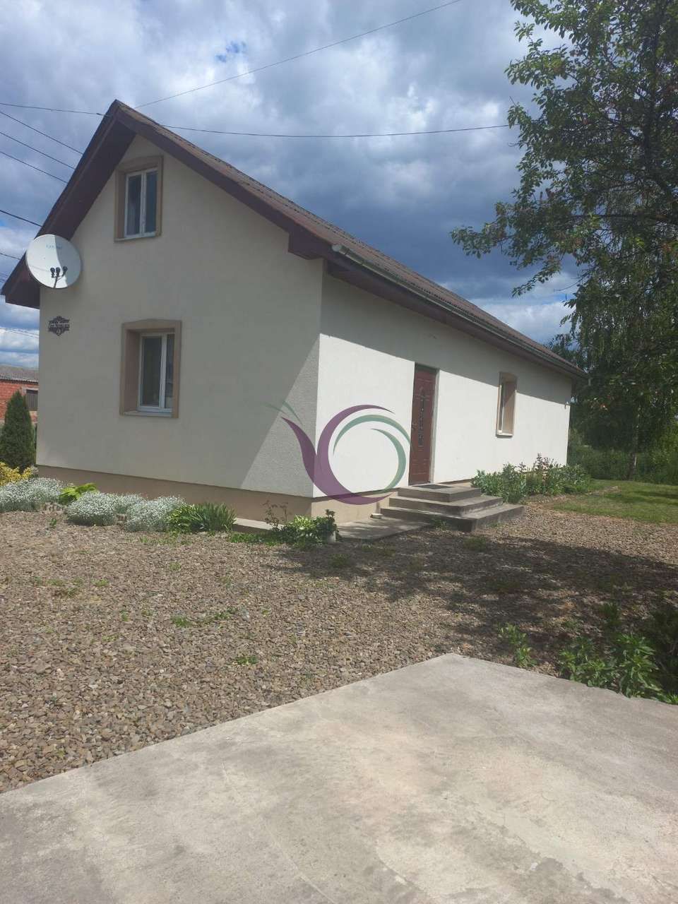 Житловий будинок у смт Єзупіль