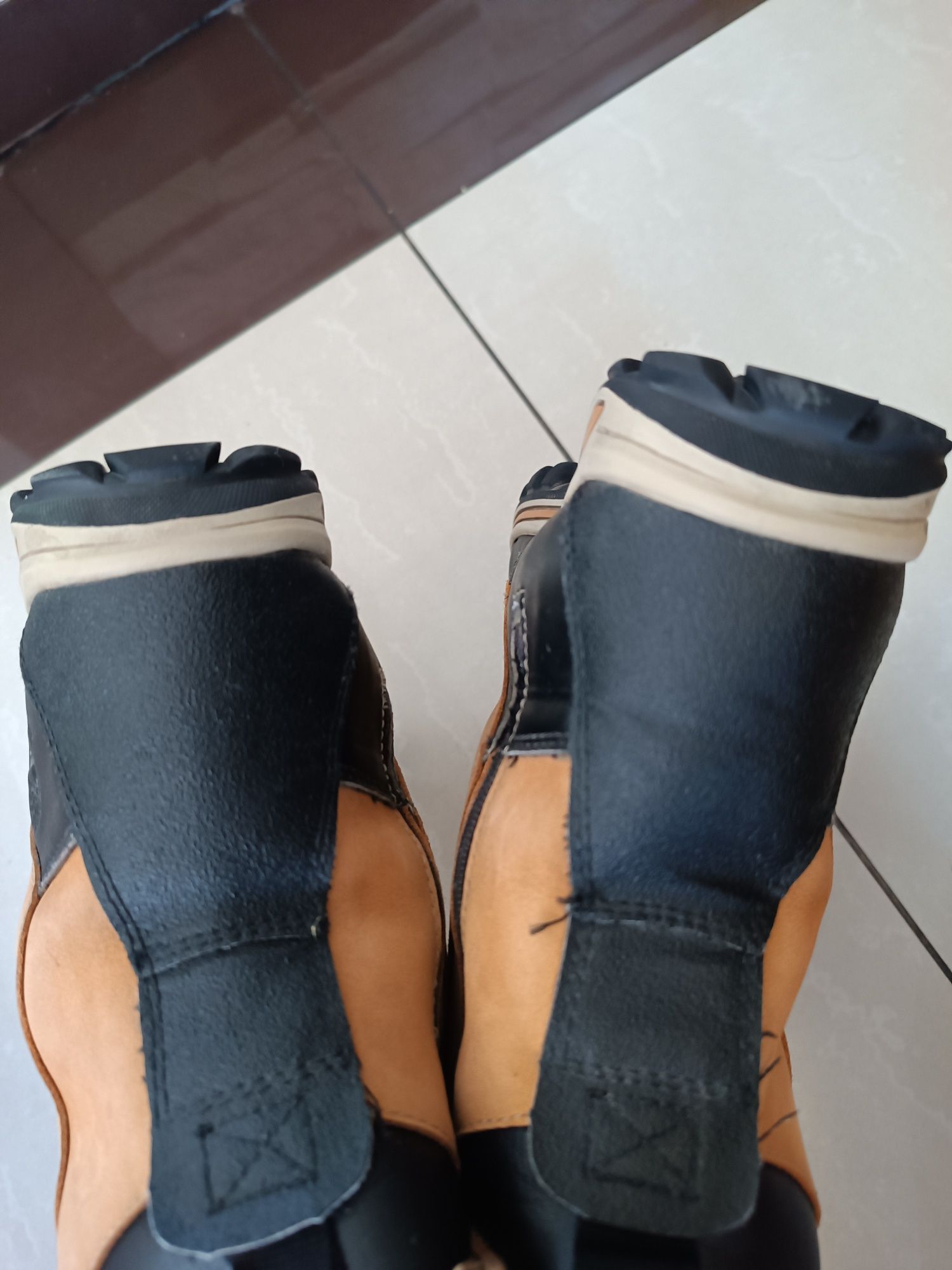 Obuwie zimowe chłopięce Timberland r 35,5