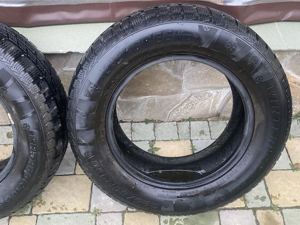 Зимова резина r16c 225/65