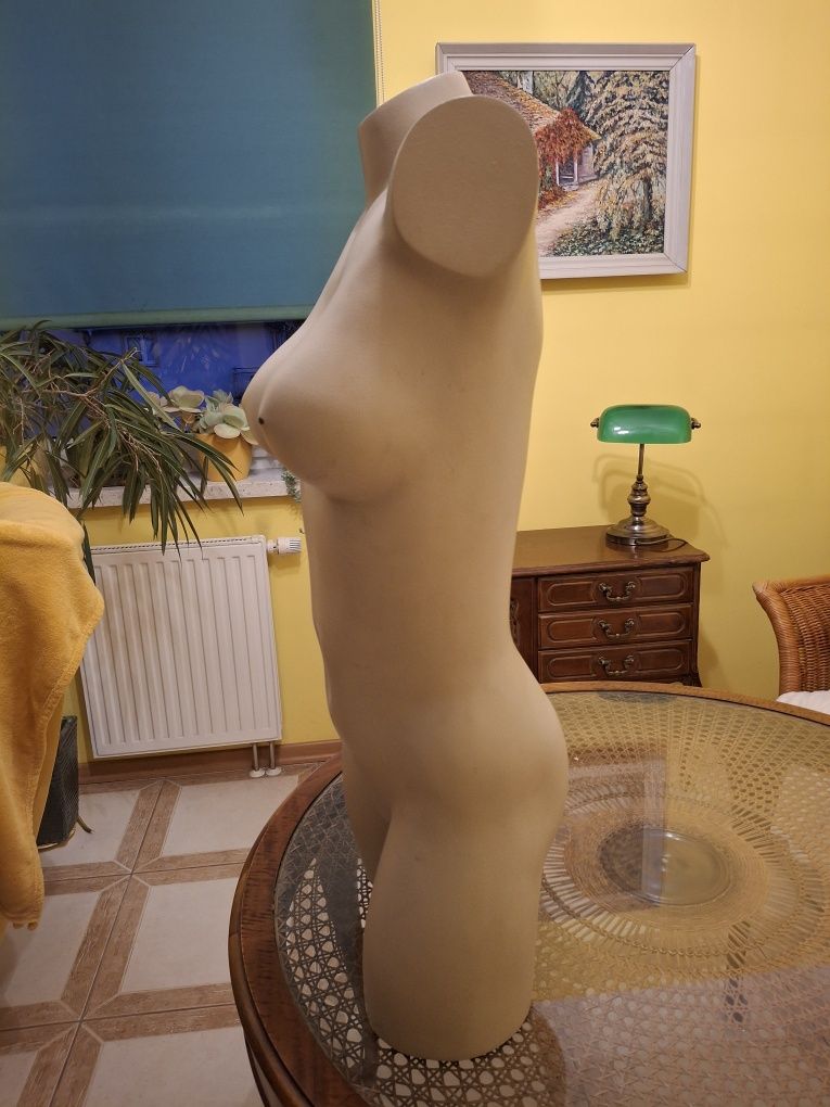 Manekin rozmiar 38