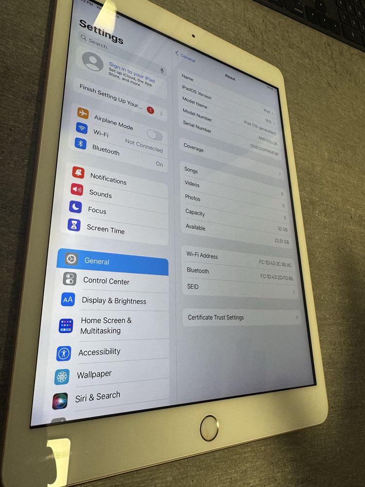 iPad 7 покоління. 32GB. Gold. Без обмежень. Гарантія