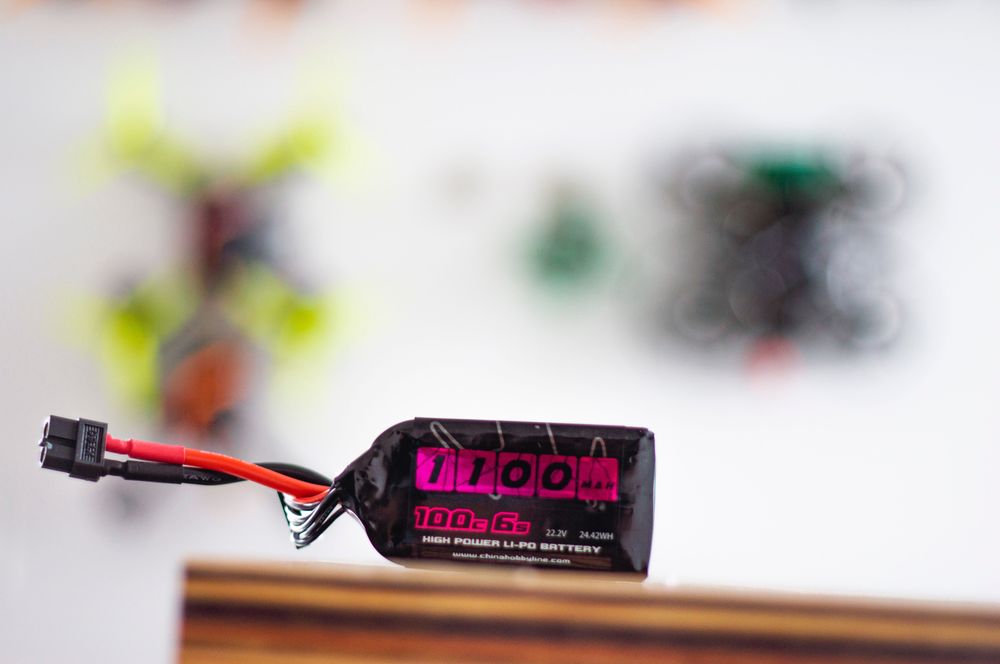 Lipo pakiet 6s 1100mah 100c CNHL Black do drona racera fpv
