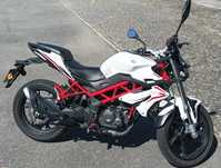 Benelli BN125 como nova