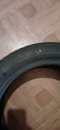 Продам шины зимние б/у Pirelli 245/45/18 RunFlat