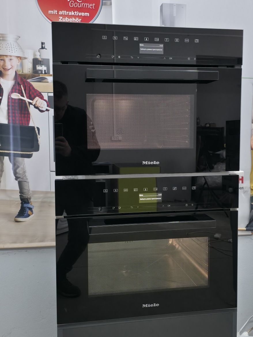 Копмлект MIELE духова шафа пароварка DGC 7440  мікрохвильовка DGM 7440