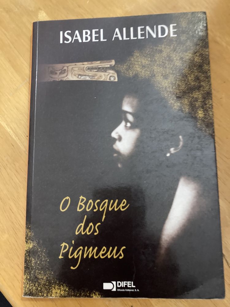 Livros romance e do mundo