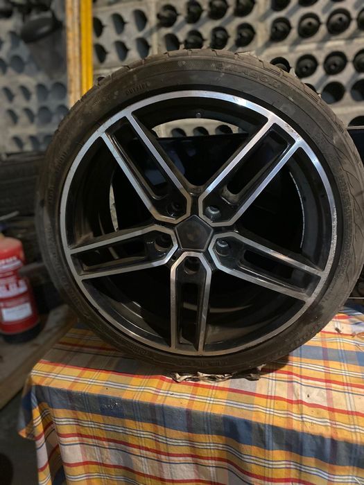 4 jantes 18 em bom estado