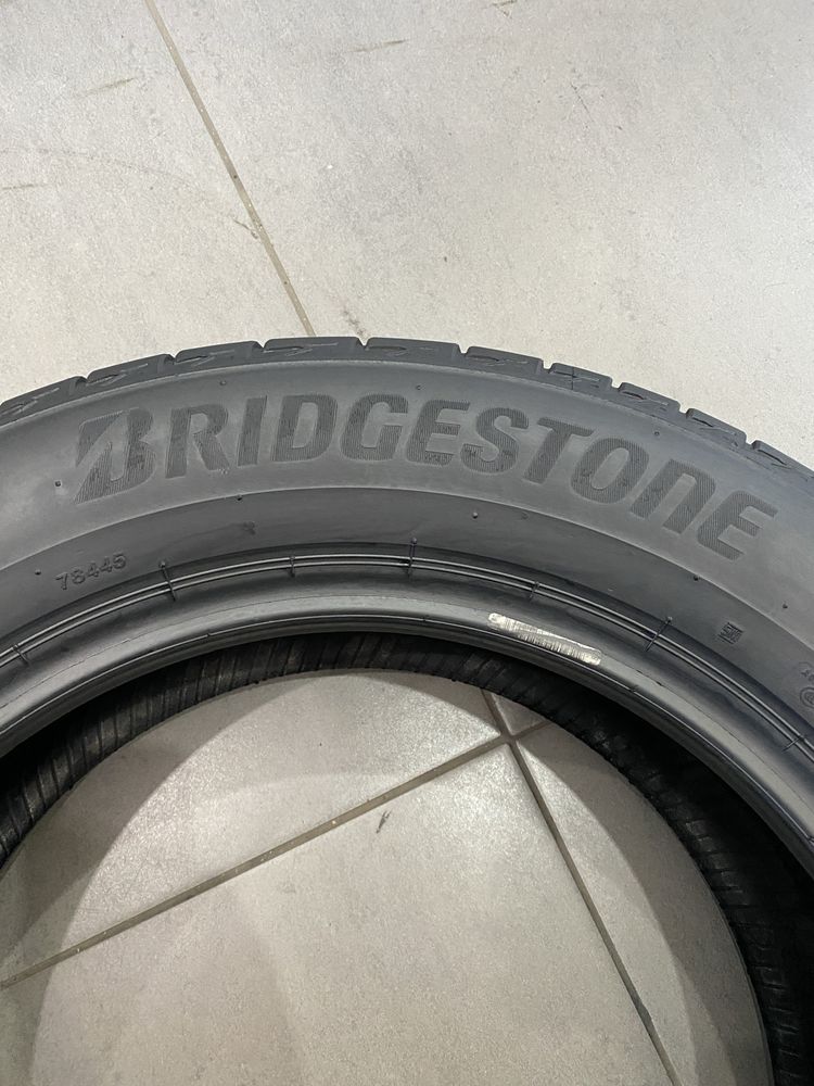 205/60 R16 Bridgestone Turanza T005
