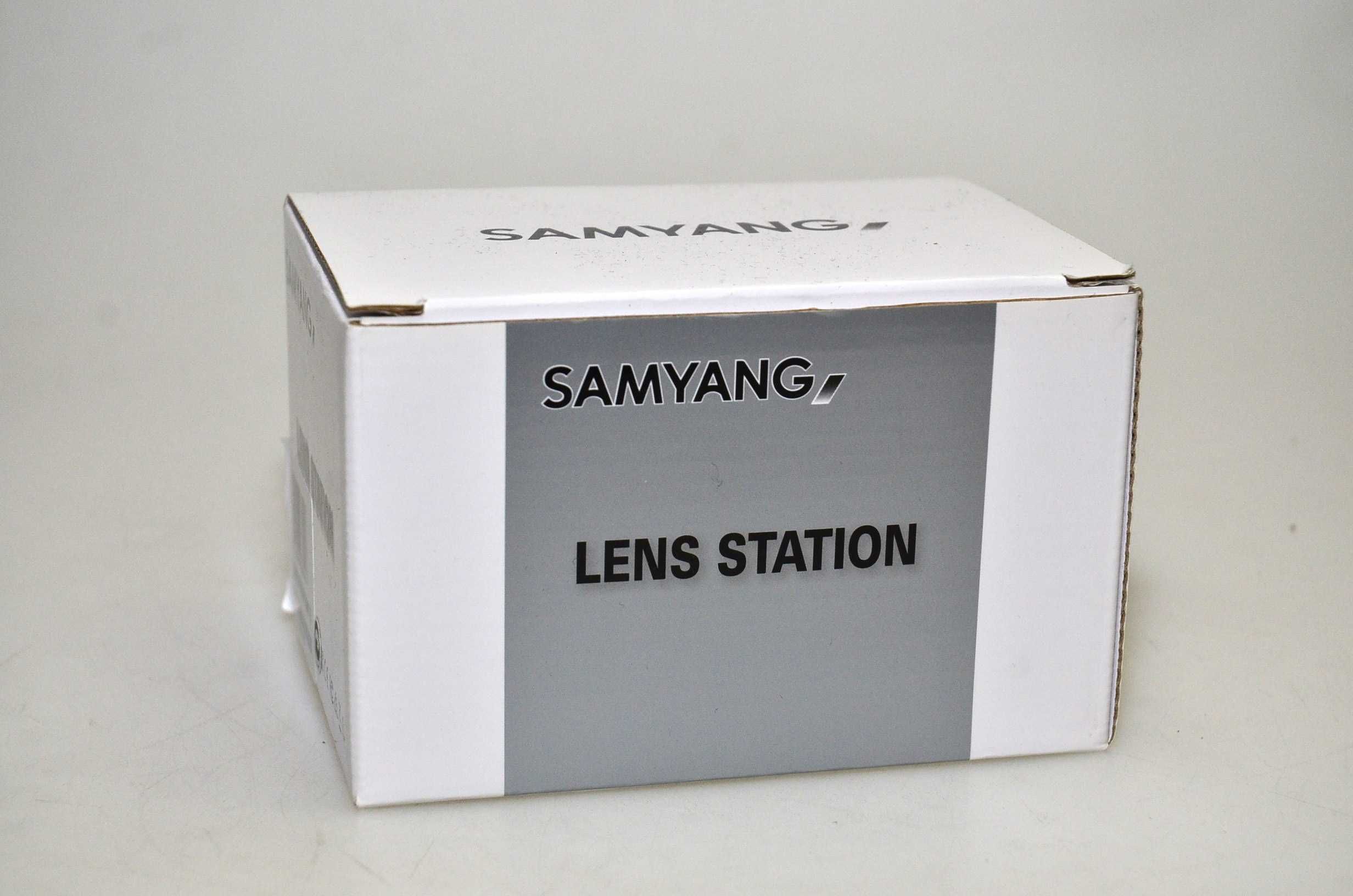 Obiektyw Samyang 85mm F1.4 AF II Sony E + Lens Station