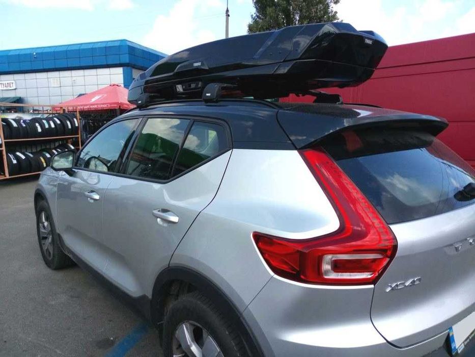 Автобокс багажник Thule Vector M/L Black