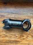 Mostek Uno Ultralight 80mm/-17 , lekki 94g!