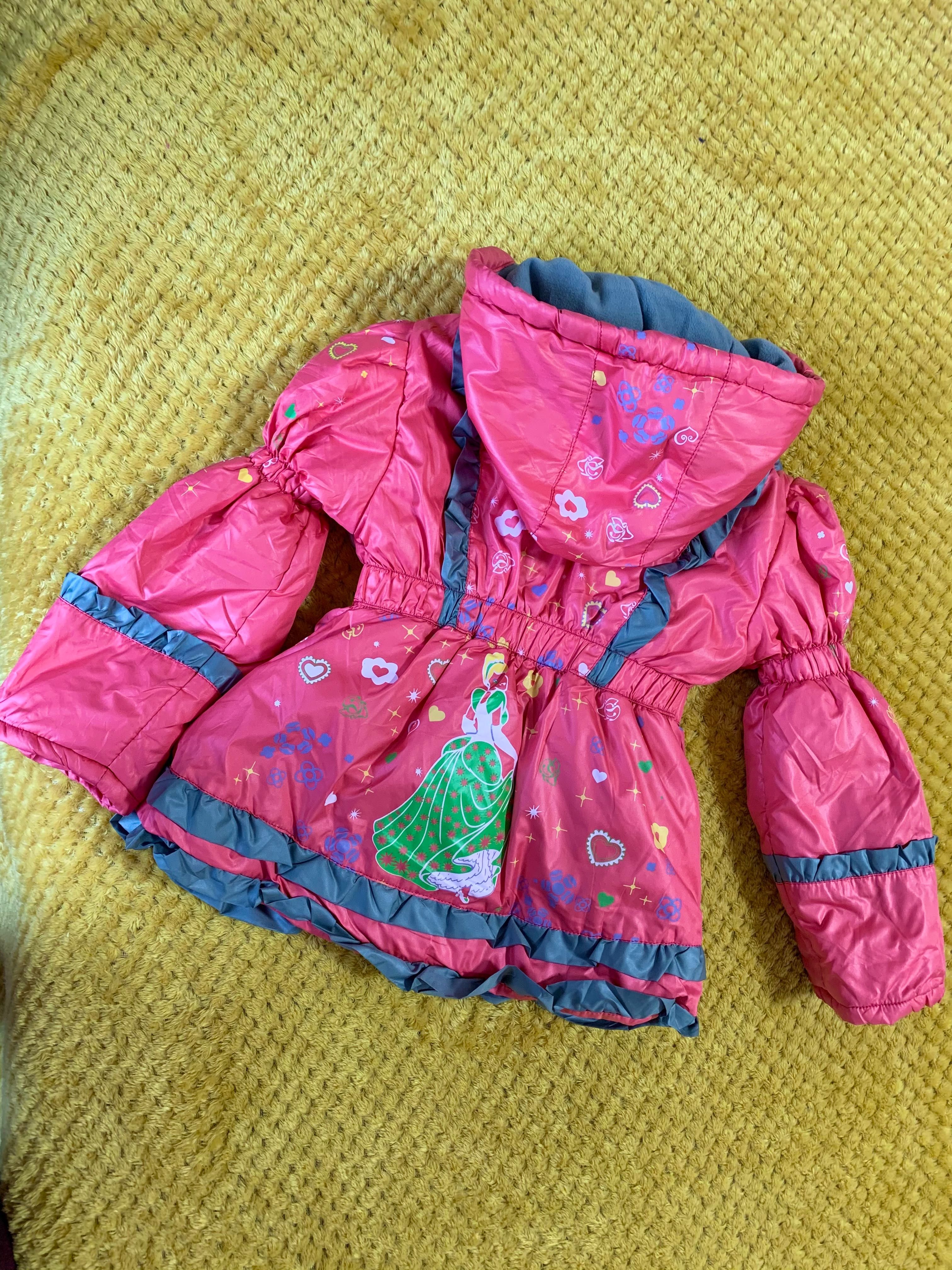 Дитяча курточка для дівчинки
