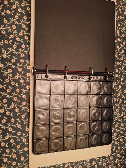 Álbuns/Capas de Moedas + Folhas Plásticas + Separadores