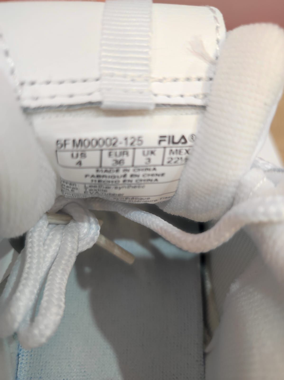 Buty nowe oryginalne sneakersy Fila Disruptor II Premium wysokie 36