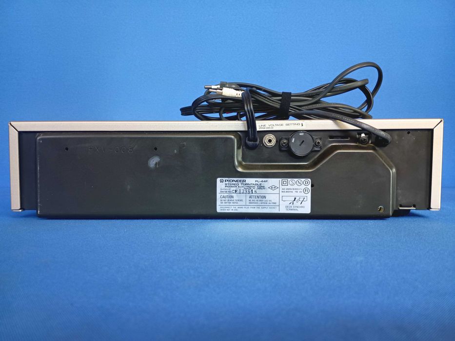 gira-discos PIONEER PL-44F