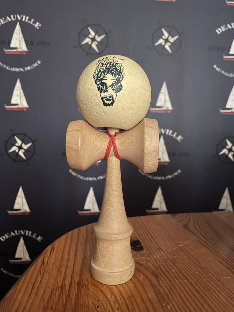 Zabawka „Kendama”