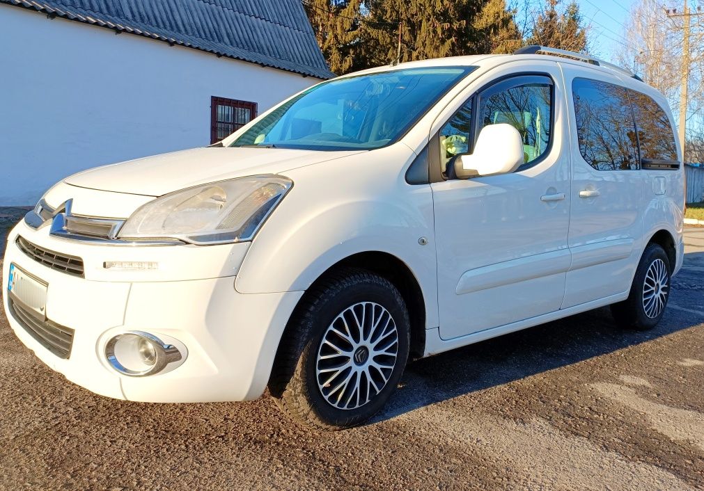 Citroen Berlingo 2013 оригінальний пасажир 1,6 дизель МТ Берлінго