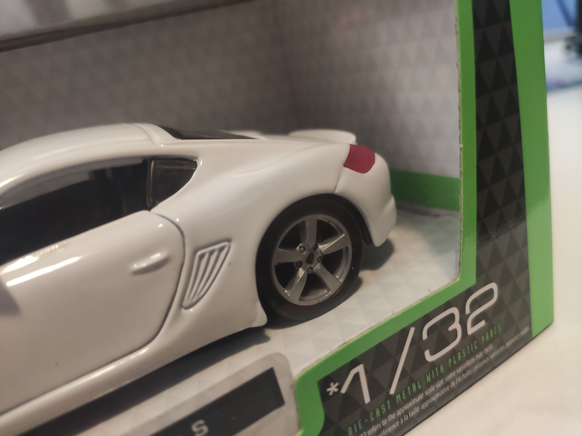 Porsche Cayman S 1/32 Burago