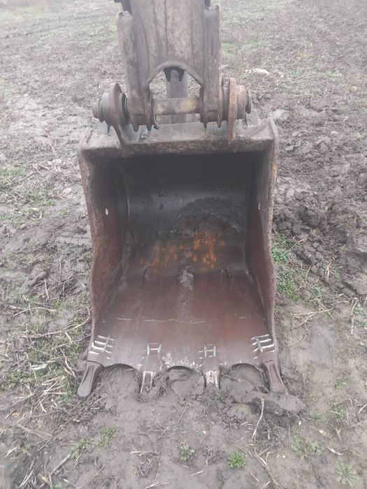 Продам ескаватор