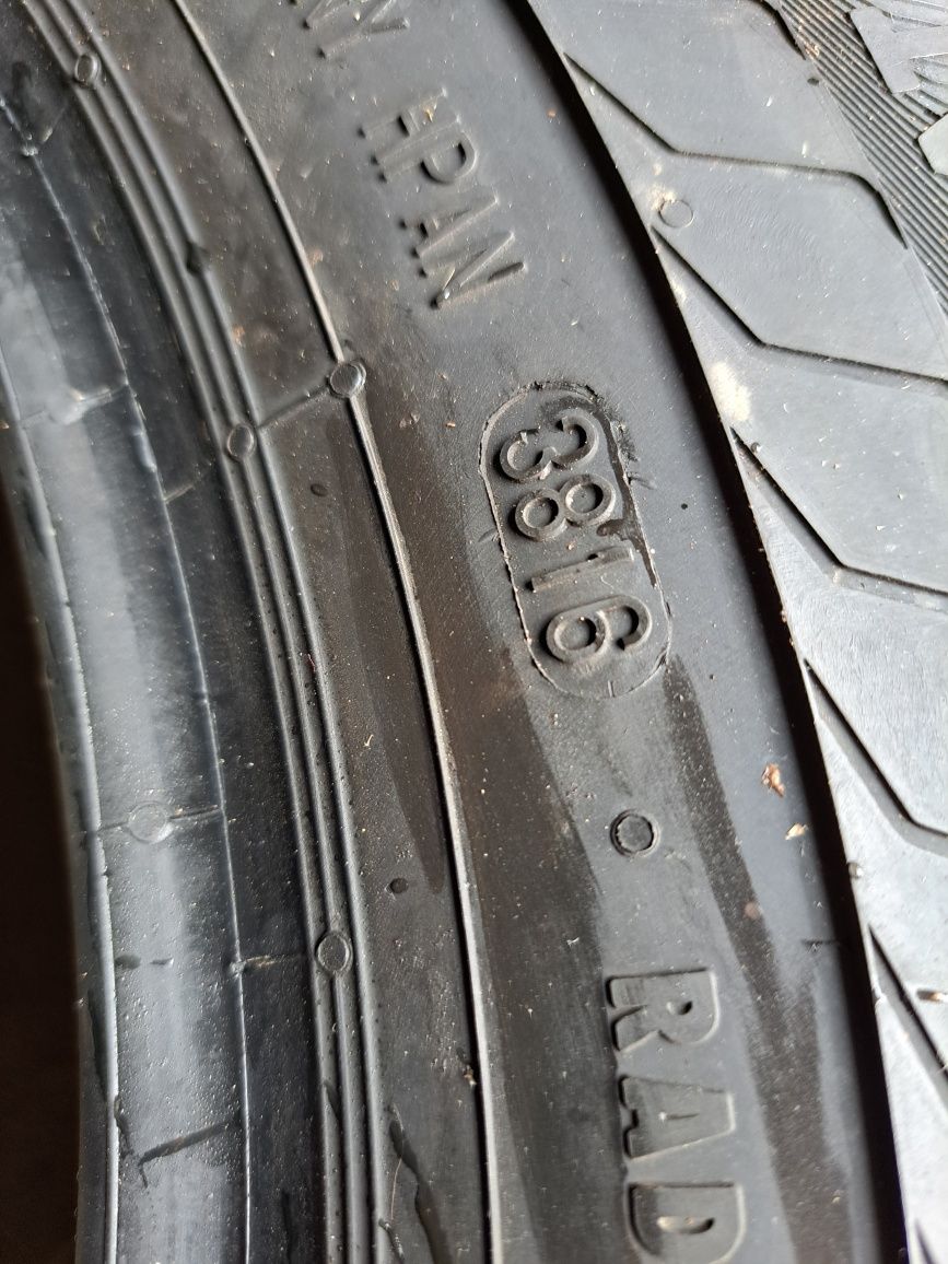 Opony 205/70R15C Semperit letnie