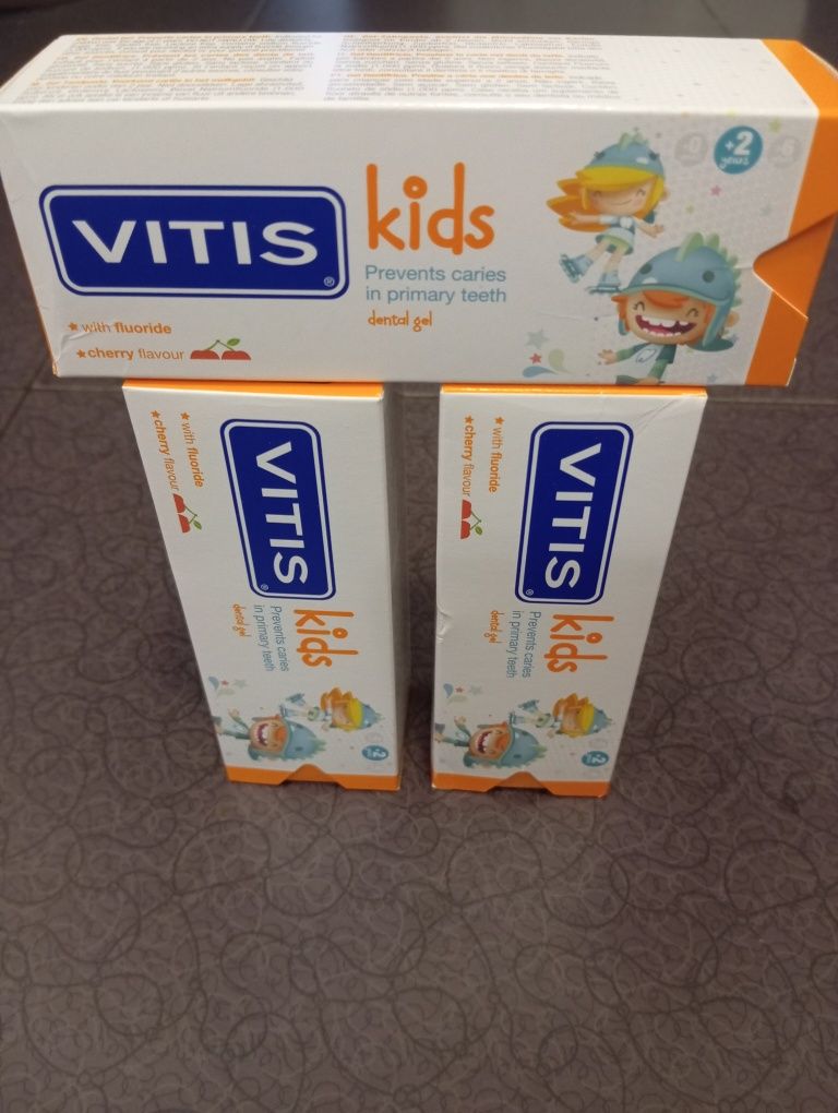 Зубна паста Vitis Kids  Dental Gel