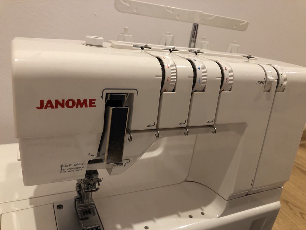 Janome CoverPro 2000CPX