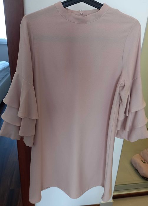 Sukienka beżowa ZARA