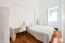 433997 - Quarto com cama de casal em...