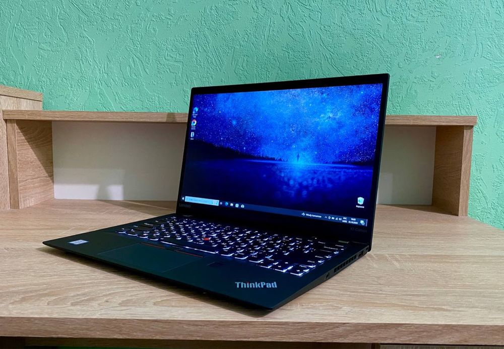 Ультратонкий ноутбук Lenovo ThinkPad X1 Carbon i5/8/256/FHD IPS Type-C