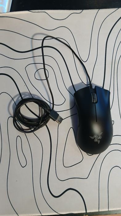 Rato Razer Deathadder Essential