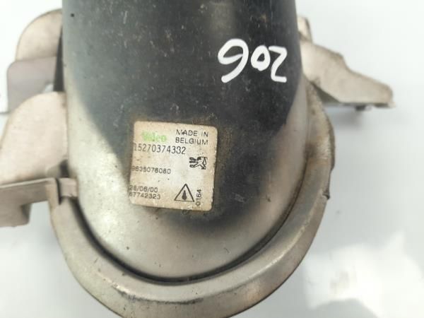 Farol nevoeiro frente direito PEUGEOT 206 (2A/C)