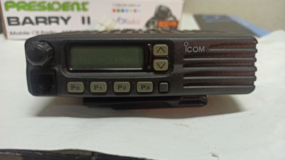 Радіостанція рація трансівер Icom ICF 111