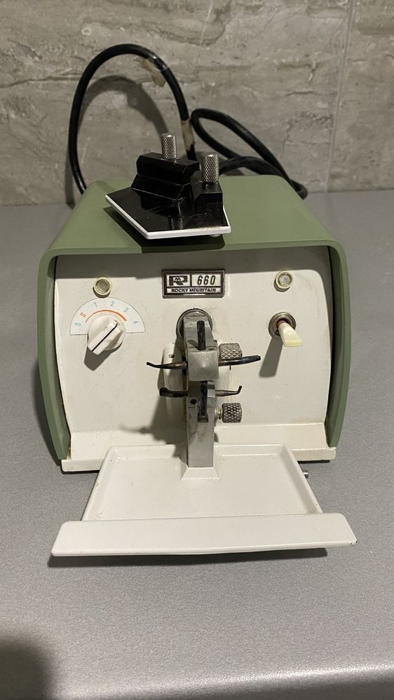 Зуботехнічний апарат Rocky Mountain Model 660