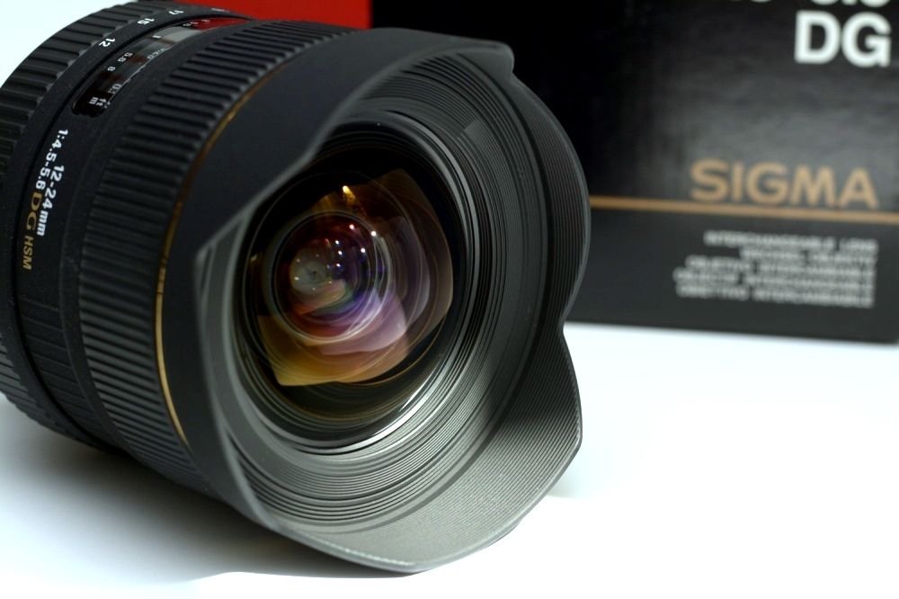 Sigma 12-24 mm f/4.5-5.6 EX DG HSM Nikon
