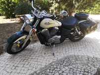 Vendo mota Shadow 750