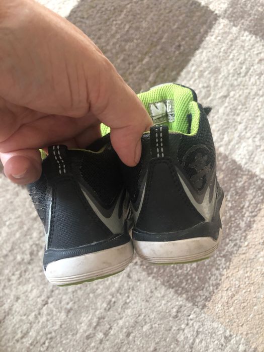 Buty kamik dla chłopca 22