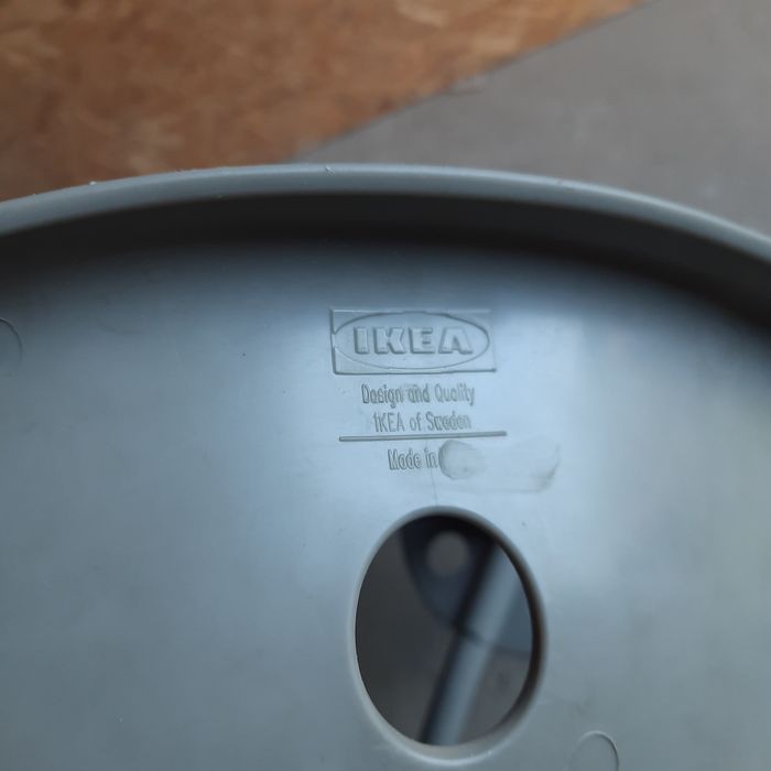 Taboret obrotowy na kółkach