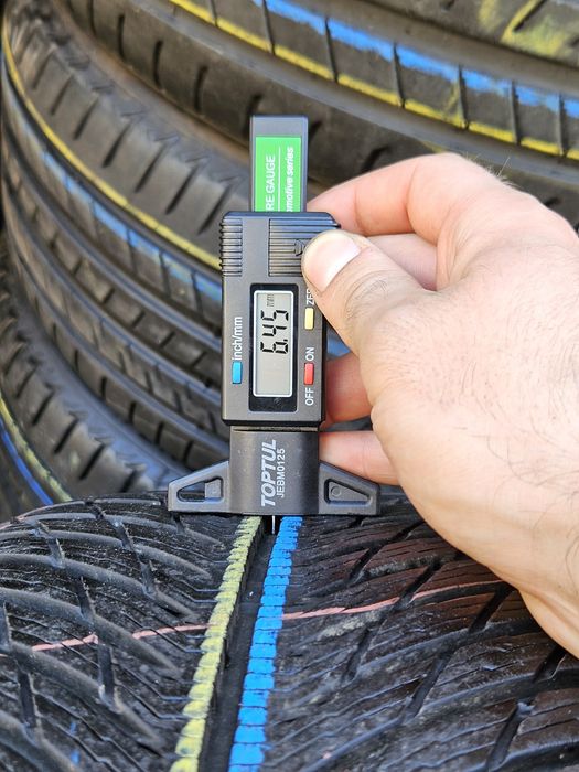 Шины БУ 235 55 R 17 Michelin pilot alpin 5 комплект зима