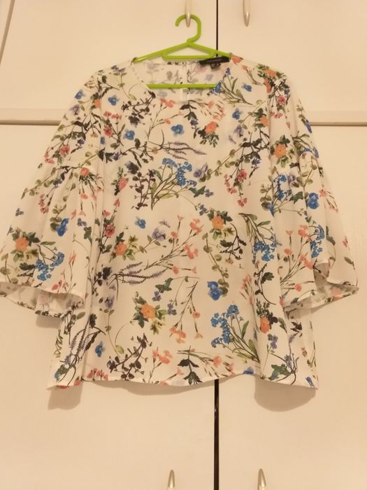 Vendo blusas tamanho S e M