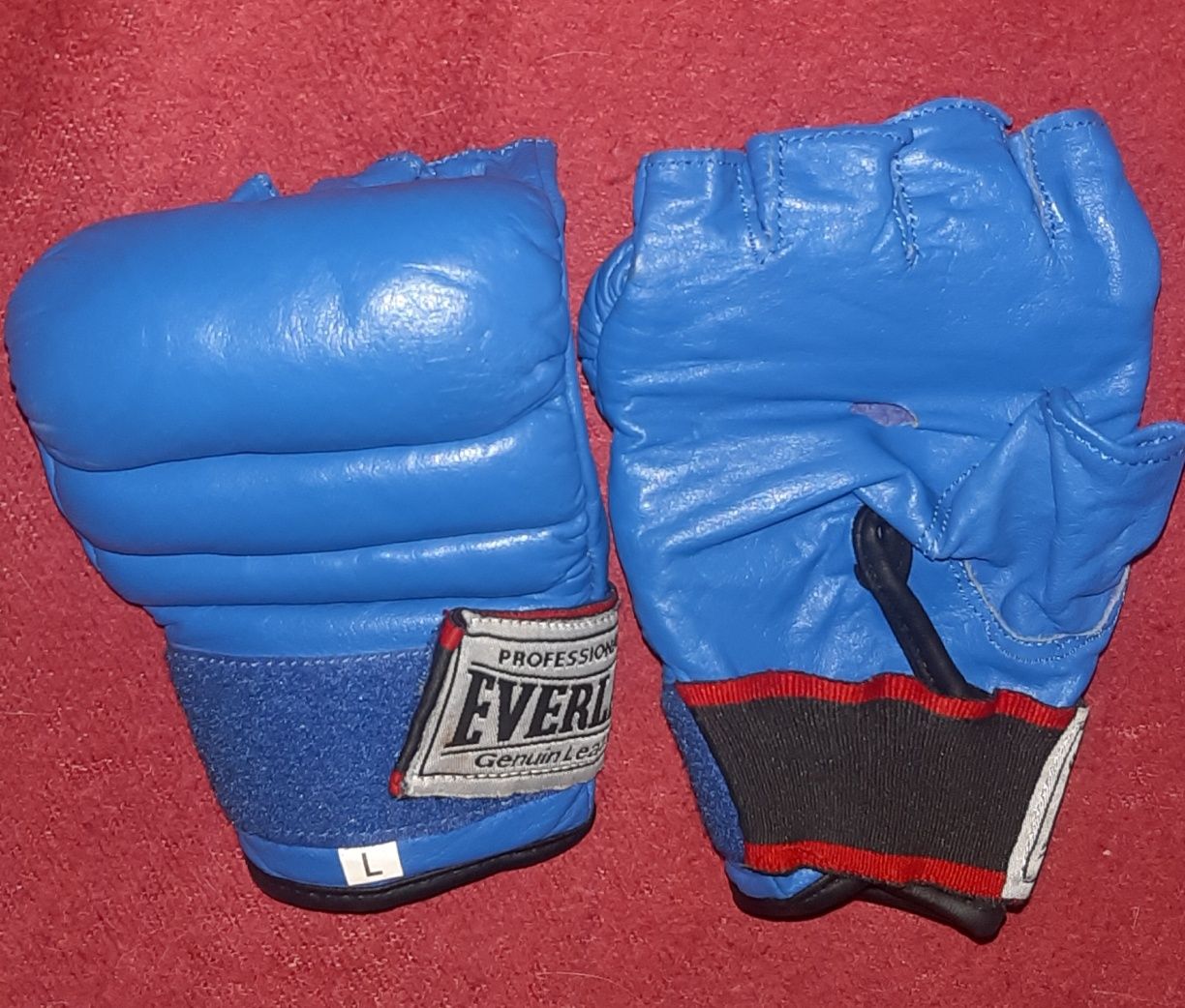 Продам перчатки Everlast