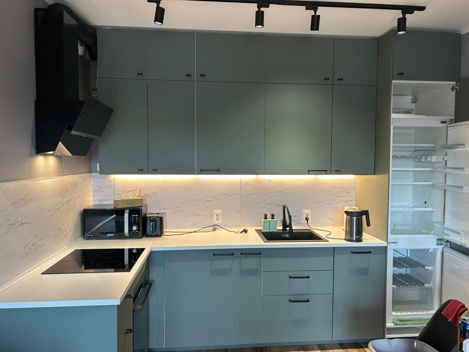 Nowoczesne mieszkanie 2-pokojowe w pelłni umeblowane i wyposazone.