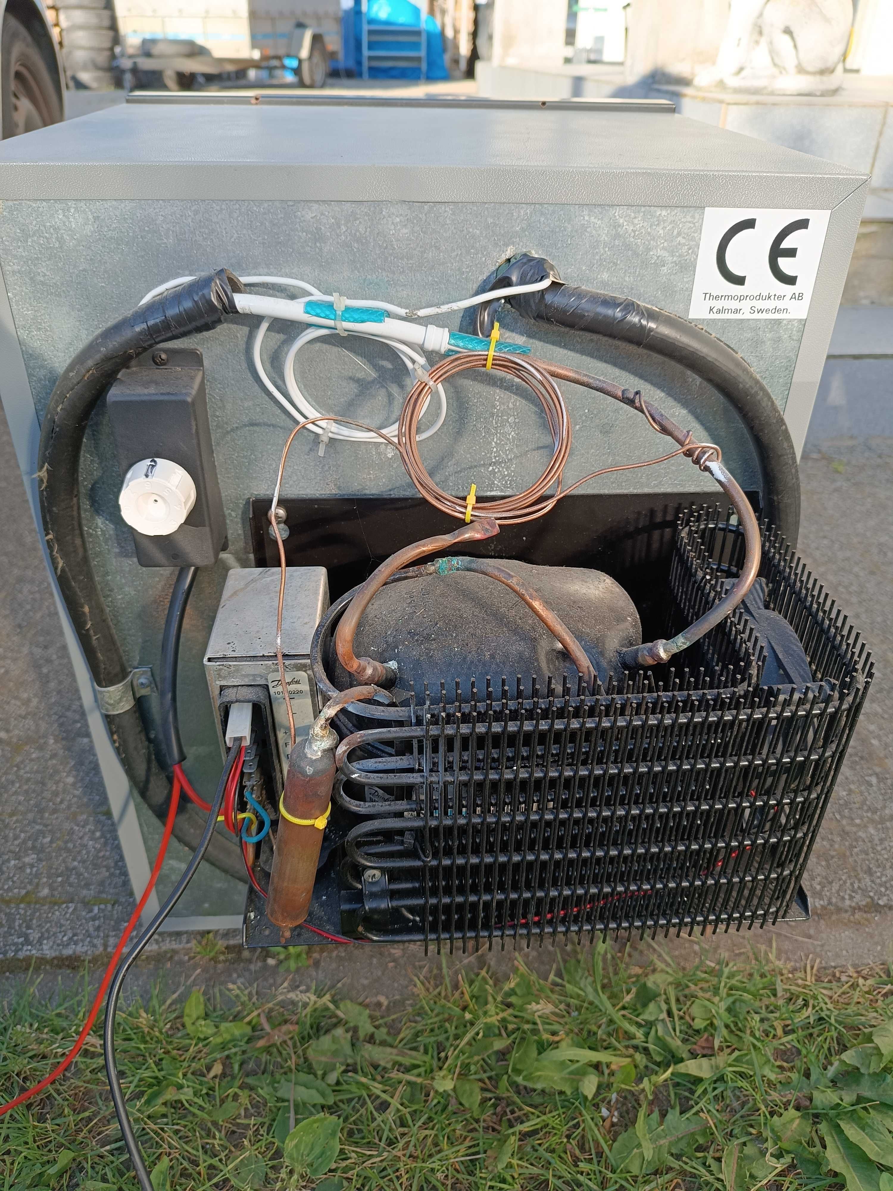lodówka isotherm 12v 12 v jacht tir kamper łódź chodziarka kemping