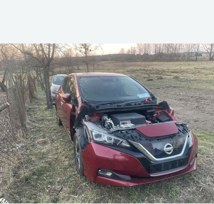 Nissan leaf II 2 17-23 год бампера фары крылья ходовая двери кузов