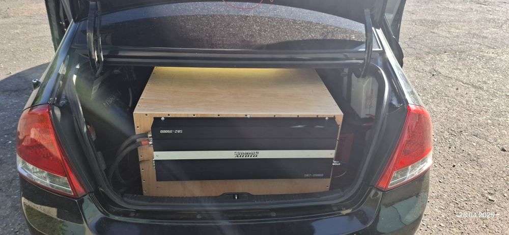 Продам моноблок SUNDOWN AUDIO SAZ 3500.1