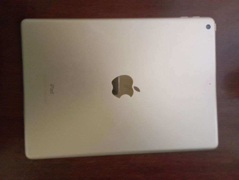 Apple aipad 5 покоління 126 Gb Wifi Bluetooth