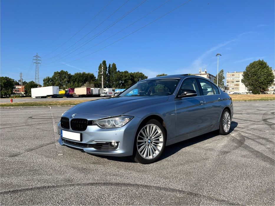 BMW 328 i Aut. Luxury Line